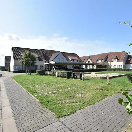 Elegant Holiday In With Fenced Garden * De Haan